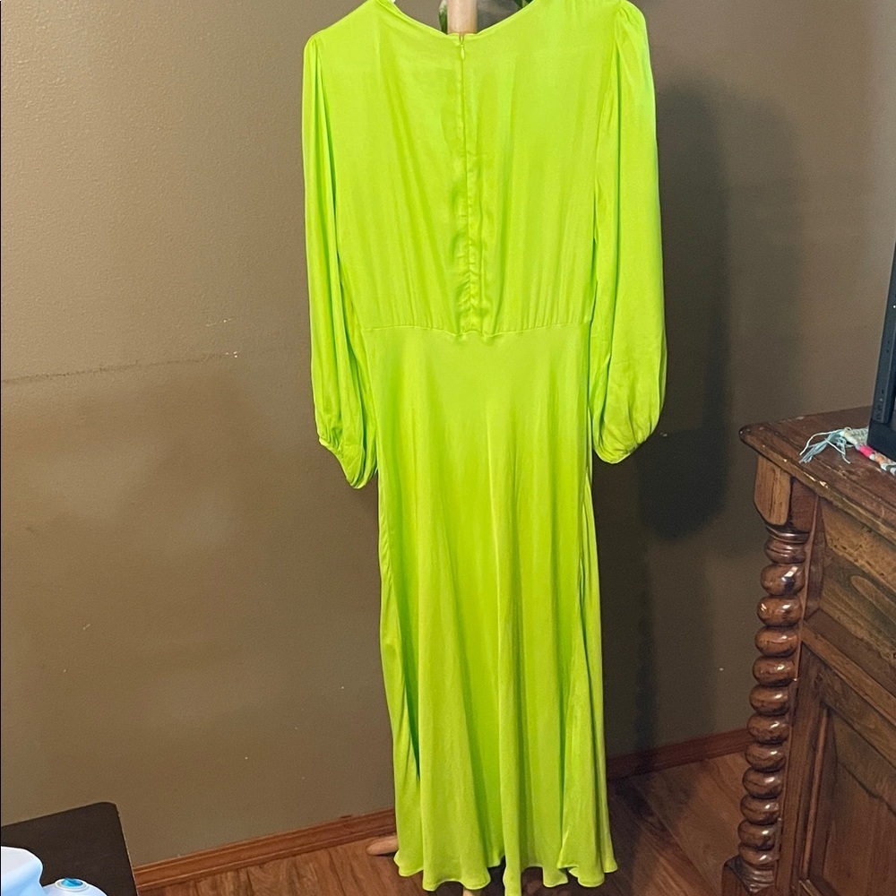NWT FARM Rio Lime Piping Midi dress - Picture 6 of 11